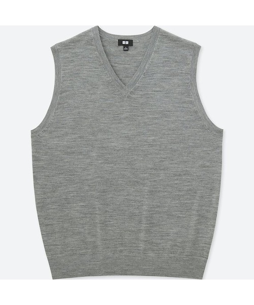 【完売商品】美品YLEVE エクストラ ファインメリノウール ニットベスト白 完売商品】美品YLEVE エクストラ ファインメリノウール ニット