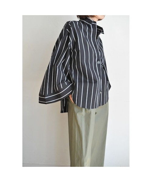 tiny dinosaur（タイニーダイナソー）の「ビッグスリーブシャツ（シャツ/ブラウス・レディース・その他）」の4枚目の写真