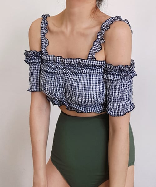 DHOLIC（ディーホリック）の「シャーリングチェックビキニトップ（水着・レディース・ベージュ/パープル/ブラック/ブルー・FREE）」の3枚目の写真