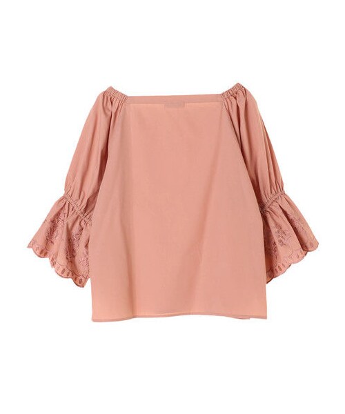 earth music&ecology（アースミュージックアンドエコロジー）の「＜ＷＥＢ限定大きな・小さなサイズ＞スカラ刺繍プルオーバー（トップス・オフホワイト/ブラック/ライトピンク/ダークグリーン・XS/L）」の2枚目の写真