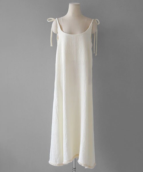 DHOLIC（ディーホリック）の「ショルダータイフレイドヘムワンピース（ワンピース・レディース・ベージュ/ホワイト・FREE）」の2枚目の写真