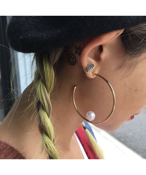 no brand（ノーブランド）の「パールフープピアス（ピアス（両耳用）・レディース・その他）」の2枚目の写真
