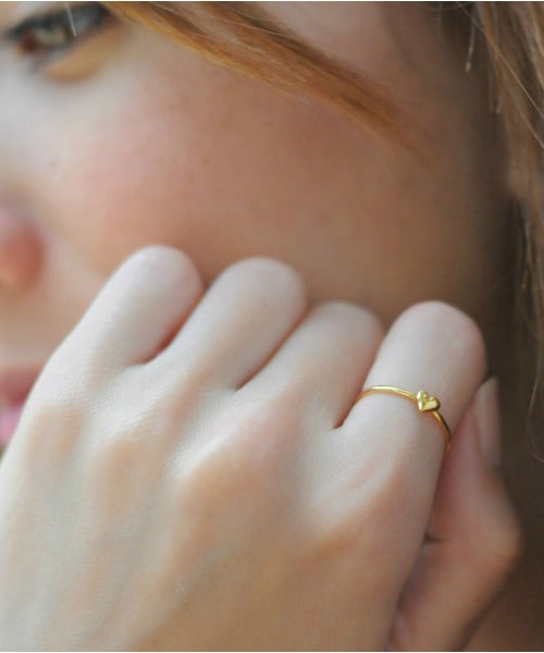 les desseins de DIEU（レデッサンドゥデュー）の「レデッサンドゥデュー 250 スモール ハート リング ピンキーリング（リング・レディース・ゴールド・マイナス5号サイズから）」の3枚目の写真