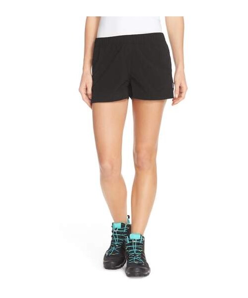 patagonia(パタゴニア)の「Patagonia 'Barely Baggies' Shorts(その他パンツ・レディース・Black・X-small)」の1枚目の写真