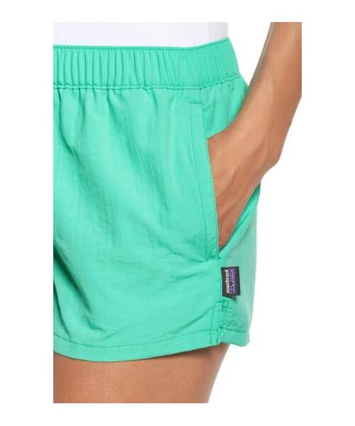patagonia(パタゴニア)の「Patagonia 'Barely Baggies' Shorts(その他パンツ・レディース・Black・X-small)」の2枚目の写真