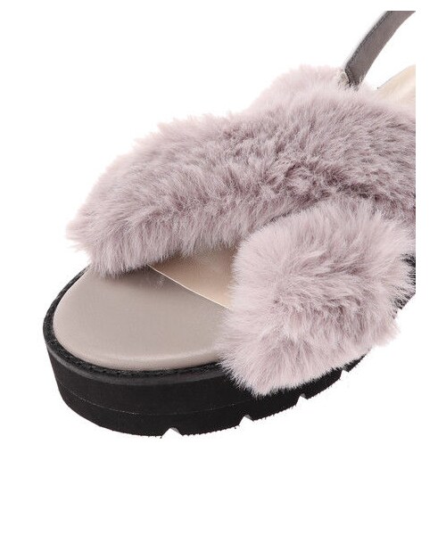 earth music&ecology（アースミュージックアンドエコロジー）の「ORiental TRaffic ファーサンダル（シューズ・ブラック/モカ・S/M/L）」の4枚目の写真