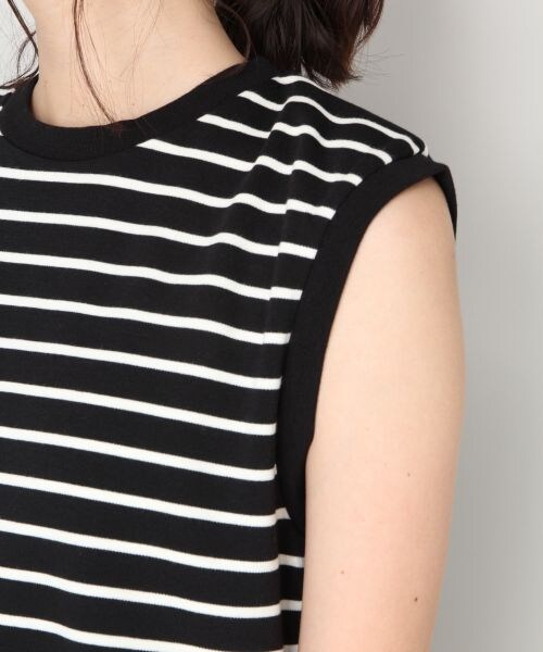 LOWRYS FARM（ローリーズファーム）の「ボーダーノースリーブ（トップス・オフ/ブラック/ブラウン）」の7枚目の写真