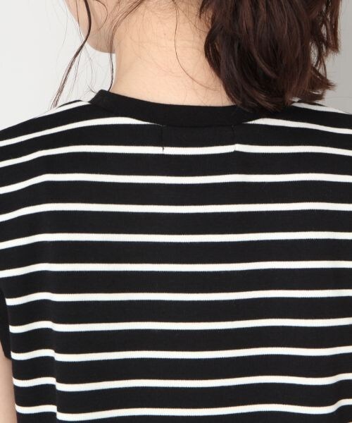 LOWRYS FARM（ローリーズファーム）の「ボーダーノースリーブ（トップス・オフ/ブラック/ブラウン）」の9枚目の写真