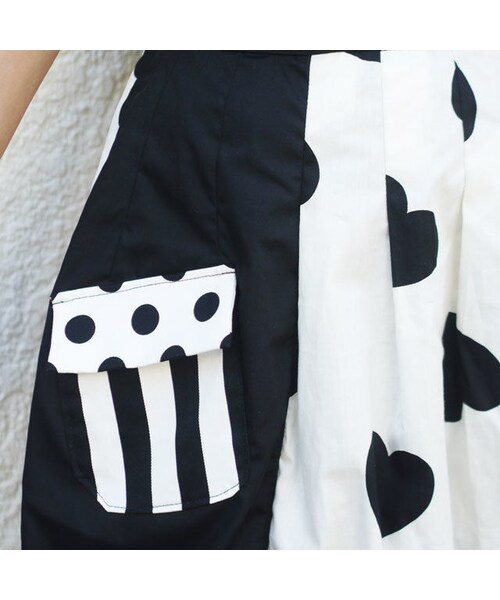 NIRAME.CO（ニラメッコ）の「お手伝いスカート～モノトーンハート（スカート・レディース・その他）」の4枚目の写真