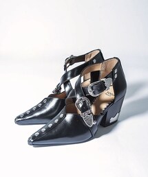 TOGA PULLA（トーガ プルラ）の「クロスストラップチャンキー