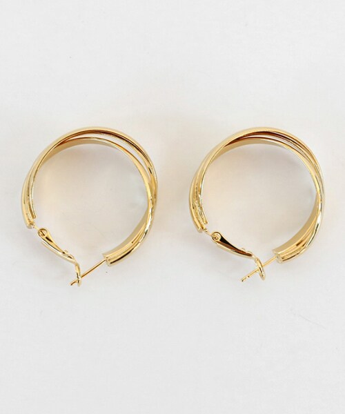 DHOLIC（ディーホリック）の「ツイストフープピアス（ピアス（両耳用）・レディース・シルバー/ゴールド・FREE）」の2枚目の写真