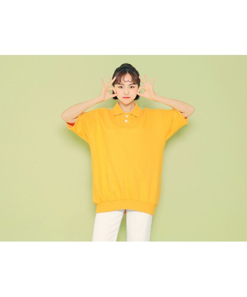 HOTPING（ホッピン）の「オーバーサイズハーフスリーブポロシャツ（ポロシャツ・レディース・ベージュ/ホワイト/ブラック/ピンク/イエロー/グレー・フリーサイズ(XS-XL)）」の5枚目の写真