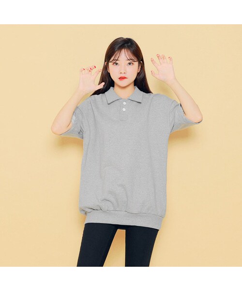 HOTPING（ホッピン）の「オーバーサイズハーフスリーブポロシャツ（ポロシャツ・レディース・ベージュ/ホワイト/ブラック/ピンク/イエロー/グレー・フリーサイズ(XS-XL)）」の4枚目の写真