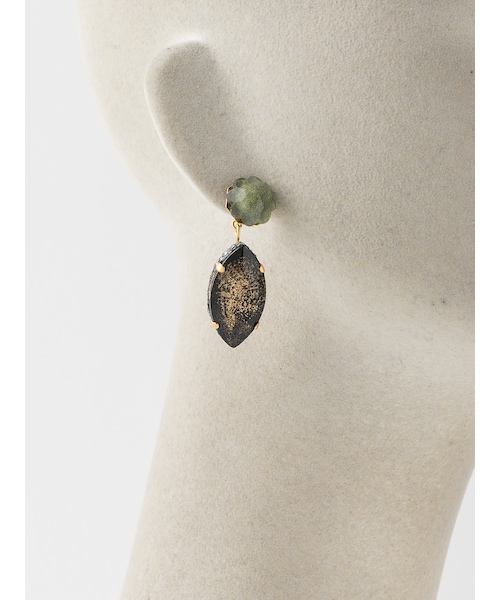 H.P.FRANCE（アッシュペーフランス）の「CLAUDINE VITRY|ピアス