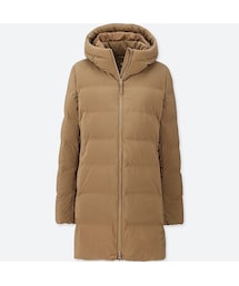 【極美品】ユニクロ　フルジップシームレスダウンショートコート　黄金比ダウン UNIQLO（ユニクロ）の「シームレスダウンショートコート（その他