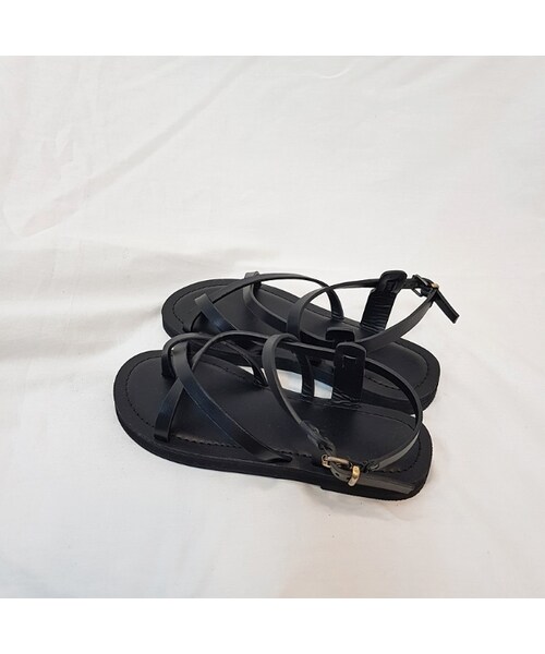 Dailyabout（デイリーアバウト）の「バックルポイントストラップサンダル（サンダル・レディース・ブラウン/ブラック・230mm(=23.0cm)～245mm(=24.5cm)）」の2枚目の写真