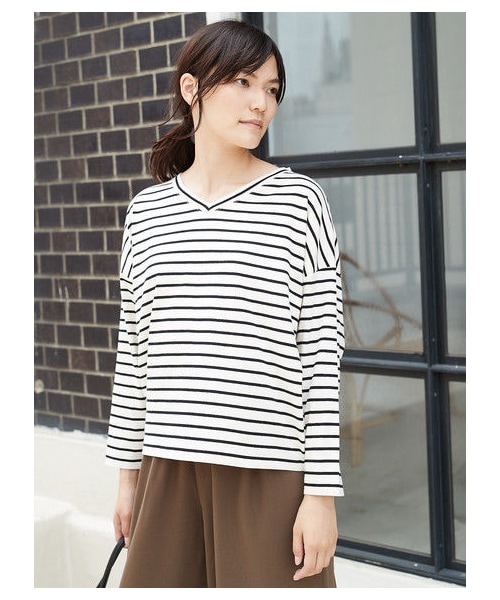 AMERICAN HOLIC(アメリカンホリック)の「ドロップVネックプルオーバー(トップス・オフホワイト/ブラック/グレーベージュ/キャメル/ボーダーアイボリー/Border Bla・F)」の1枚目の写真