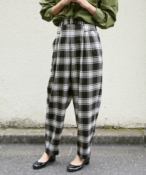 LOWRYS FARM(ローリーズファーム)の「ムジ/チェックペグトップパンツ(パンツ・オフチェック/ブラックチェック/ブラウンチェック)」の2枚目の写真