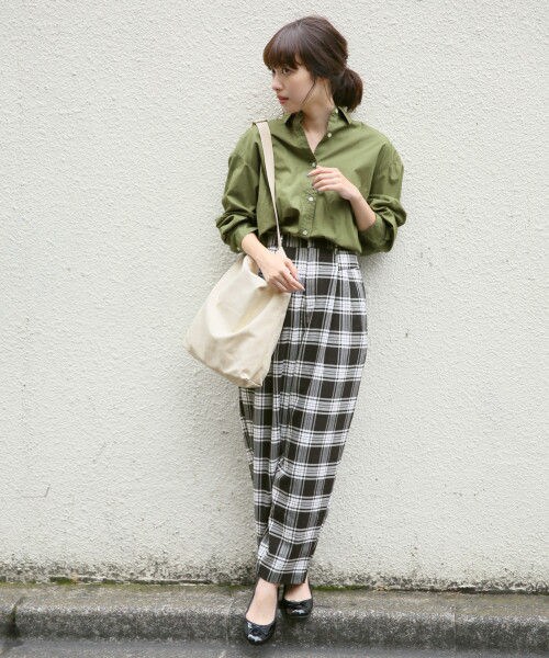 LOWRYS FARM(ローリーズファーム)の「ムジ/チェックペグトップパンツ(パンツ・オフチェック/ブラックチェック/ブラウンチェック)」の4枚目の写真