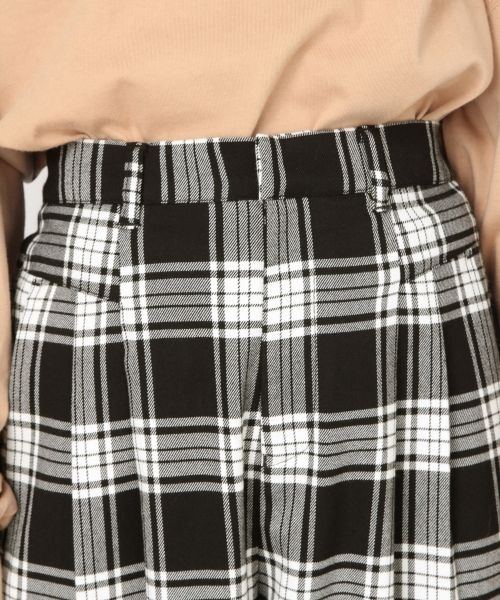 LOWRYS FARM(ローリーズファーム)の「ムジ/チェックペグトップパンツ(パンツ・オフチェック/ブラックチェック/ブラウンチェック)」の7枚目の写真