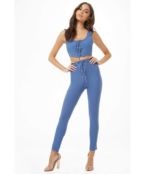 FOREVER 21（フォーエバー トゥエンティーワン）の「Forever 21 Lace-Up Cropped Tank Top & Leggings Set（タンクトップ・レディース・Black/Blue/Red・Small/Medium/Large）」の2枚目の写真