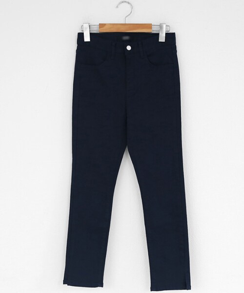 DHOLIC(ディーホリック)の「スリットスリムパンツ(その他パンツ・レディース・ホワイト/ブラック/ベージュ/ブルー/その他・S/M/L)」の4枚目の写真