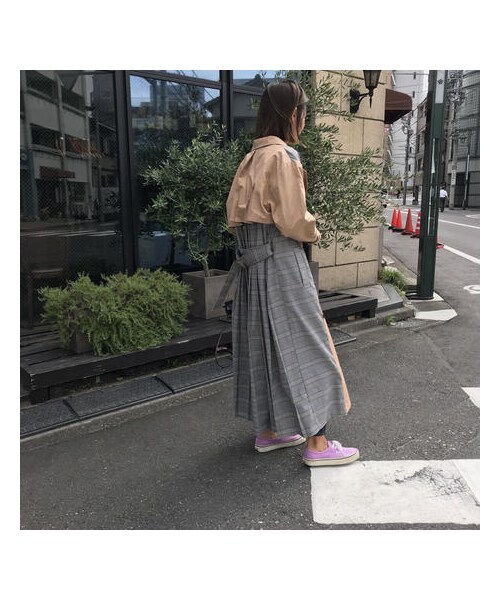 ADIRA（アディラ）の「crazy pattern trench coat（トレンチコート・レディース・ブラウン/グレー・F）」の2枚目の写真