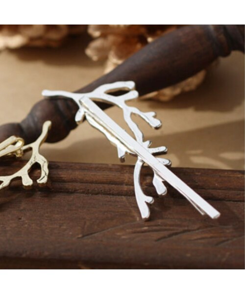 no brand（ノーブランド）の「ヘアピン 枝 モチーフ 髪飾り ヘアクリップ ヘアアクセサリー 2個セット 【2カラー】 送料無料（バレッタ/ヘアクリップ・レディース・その他）」の5枚目の写真