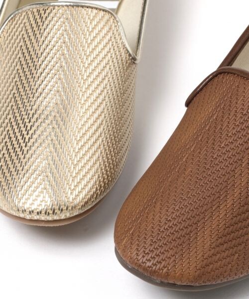 studio CLIP（スタディオクリップ）の「型押しスリッポン（シューズ・ゴールド/ブラック/ブラウン）」の11枚目の写真
