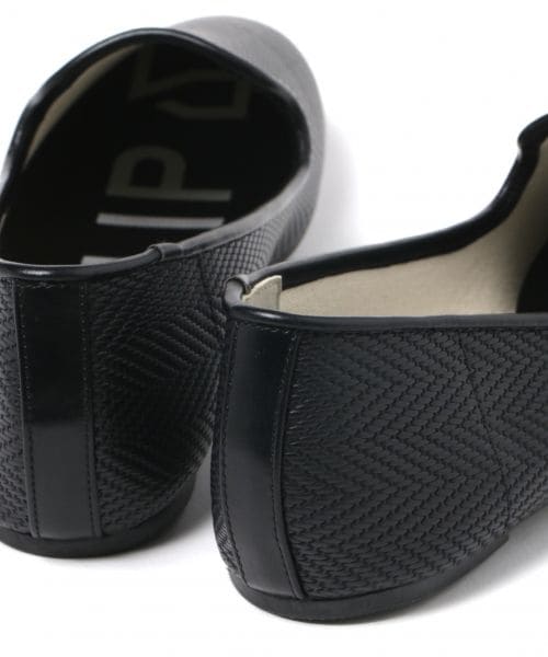 studio CLIP（スタディオクリップ）の「型押しスリッポン（シューズ・ゴールド/ブラック/ブラウン）」の9枚目の写真