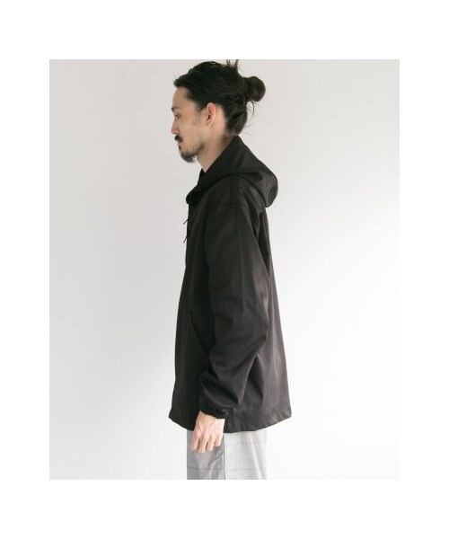 URBAN RESEARCH（アーバンリサーチ）の「フーディーコーチジャケット（ジャケット/アウター・メンズ・BEIGE/BLUE/NAVY/BLACK・M/L）」の13枚目の写真