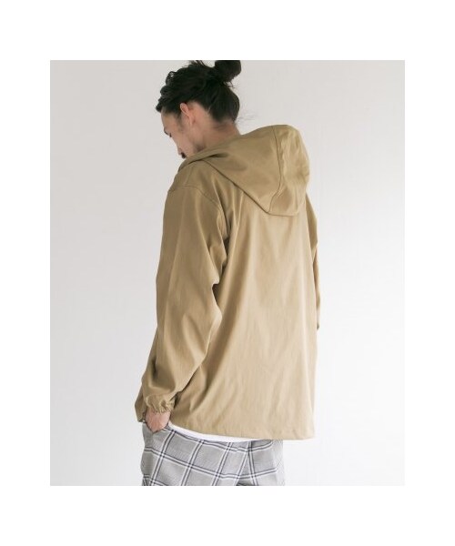 URBAN RESEARCH（アーバンリサーチ）の「フーディーコーチジャケット（ジャケット/アウター・メンズ・BEIGE/BLUE/NAVY/BLACK・M/L）」の10枚目の写真