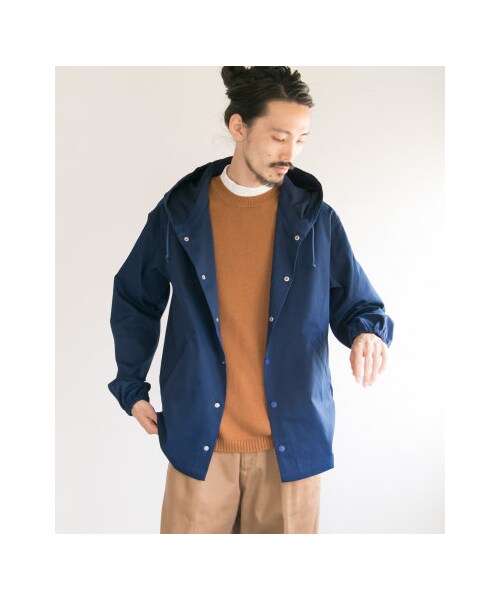 URBAN RESEARCH（アーバンリサーチ）の「フーディーコーチジャケット（ジャケット/アウター・メンズ・BEIGE/BLUE/NAVY/BLACK・M/L）」の3枚目の写真