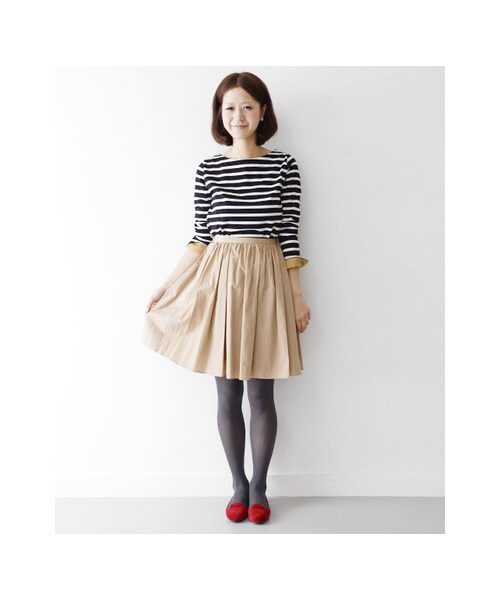 URBAN RESEARCH DOORS（アーバンリサーチドアーズ）の「コットンギャザースカート（スカート・レディース・カーキ/ベージュ/ブラック・one）」の13枚目の写真