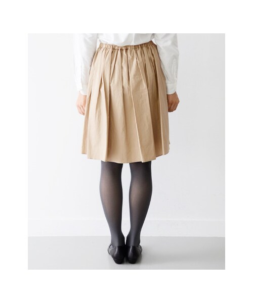 URBAN RESEARCH DOORS（アーバンリサーチドアーズ）の「コットンギャザースカート（スカート・レディース・カーキ/ベージュ/ブラック・one）」の16枚目の写真