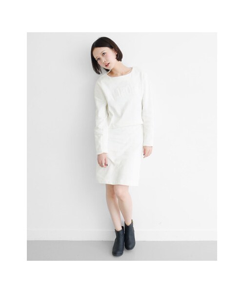 KBF（ケイビーエフ）の「NET限定 カットワークセットアップ（トップス・レディース・ネイビー/オフホワイト/ライトグレー・one）」の4枚目の写真