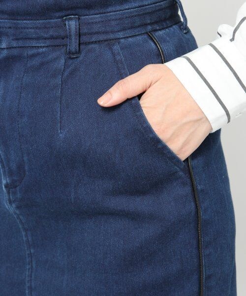 JEANASIS（ジーナシス）の「PUラインハイライズペンシルスカート（スカート・レディース・ブラック/ブルー/ホワイト・M/S）」の7枚目の写真