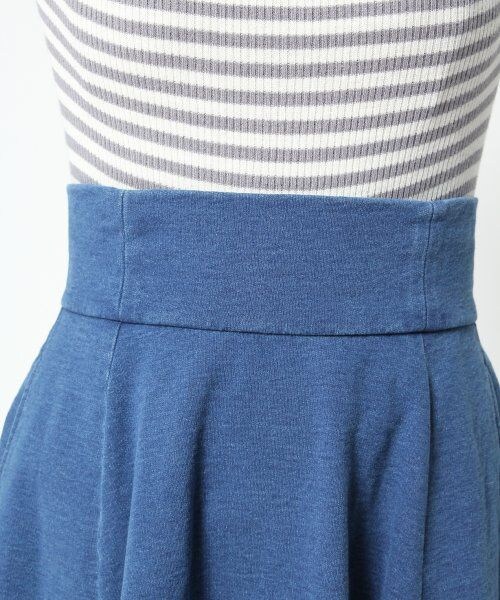 Heather（ヘザー）の「★先行予約★カットデニムミドルスカート（スカート・レディース・ネイビー/ブルー・Ｆ）」の5枚目の写真