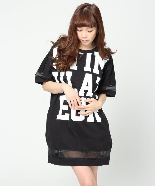 JEANASIS（ジーナシス）の「ロゴBIG TEEワンピース（ワンピース/ドレス・レディース・ブラック系/ホワイト系/グレー系・FREE）」の2枚目の写真
