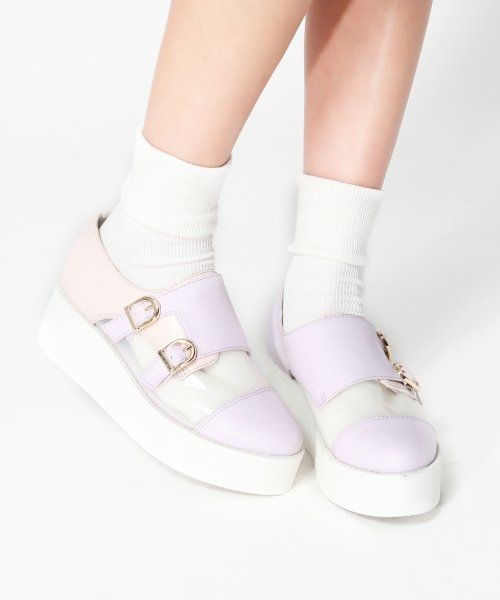 Heather(ヘザー)の「★先行予約★Wベルトアツゾコシューズ(シューズ・レディース・ホワイト・L(24.0~24.5)/M(23.0~23.5))」の2枚目の写真