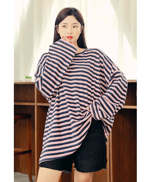 HOTPING（ホッピン）の「オーバーサイズバイカラーボーダーTシャツ（Tシャツ/カットソー・レディース・イエロー/グレー/ピンク/ホワイト・フリーサイズ(XS-XXL)）」の3枚目の写真