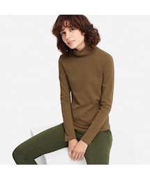 UNIQLO | コンパクトコットンタートルネックT（長袖）(Tシャツ/カットソー)