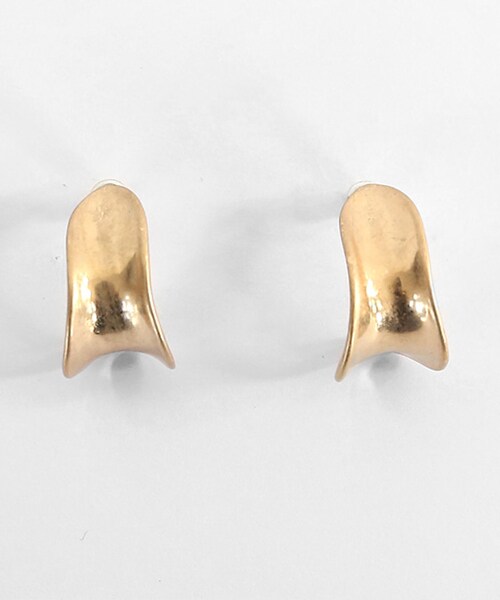 DHOLIC（ディーホリック）の「ボールドカーブピアス（ピアス（両耳用）・レディース・シルバー/ゴールド・FREE）」の2枚目の写真