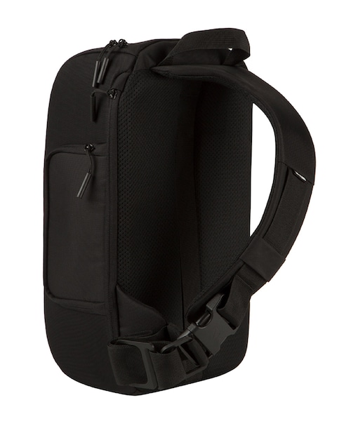 incase（インケース）の「Incase INCP300218-BLK Camera Sling Pack - Black（その他・メンズ・Black・One Size）」の3枚目の写真