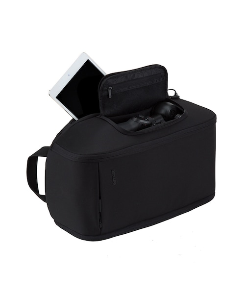 incase（インケース）の「Incase INCP300218-BLK Camera Sling Pack - Black（その他・メンズ・Black・One Size）」の6枚目の写真