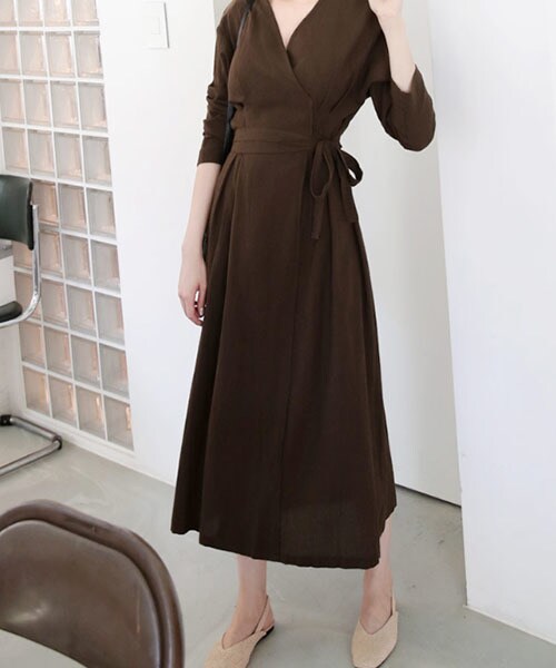 DHOLIC(ディーホリック)の「ラップ調ロングワンピース(ワンピース・レディース・ベージュ/ブラウン/ピンク・FREE)」の2枚目の写真