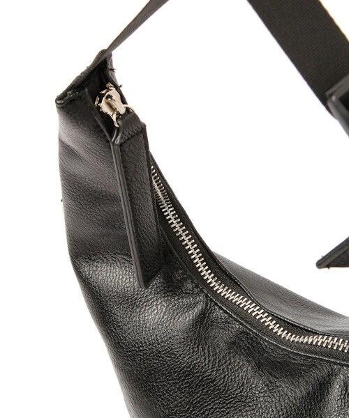 Andemiu(アンデミュウ)の「Edie tokyo /2WAYショルダーバッグ(バッグ・ホワイト/ブラック)」の9枚目の写真