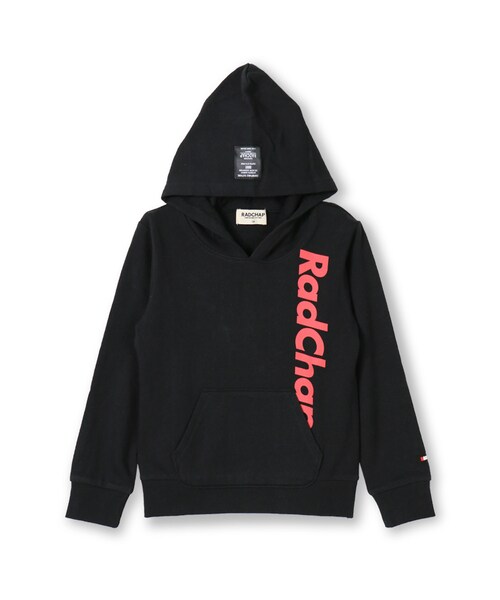 RADCHAP（ラッドチャップ）の「ポケット付きロゴパーカー（パーカー・キッズ・レッド/ブラック・90cm～140cm）」の2枚目の写真