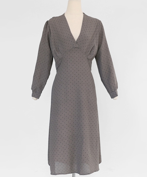 DHOLIC（ディーホリック）の「ドットVネックワンピース（ワンピース・レディース・ホワイト/グレー・FREE）」の2枚目の写真