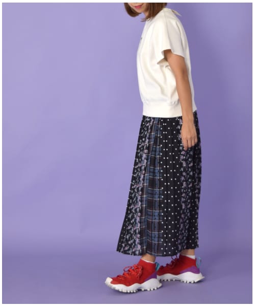 w closet（ダブルクローゼット）の「パッチワーク風総柄プリーツ